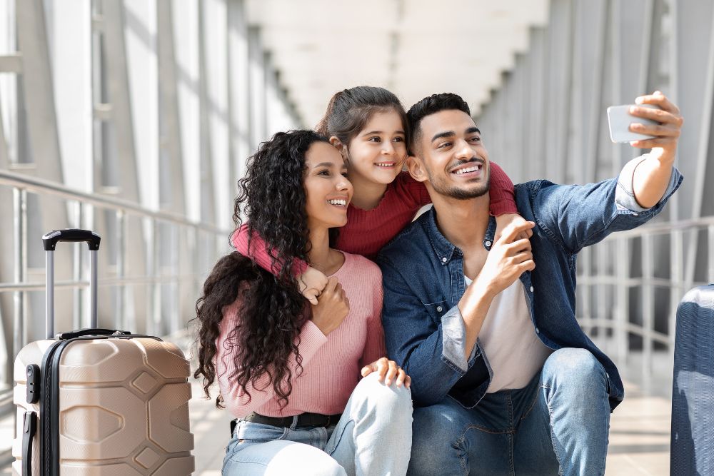 Travel & Holiday category image